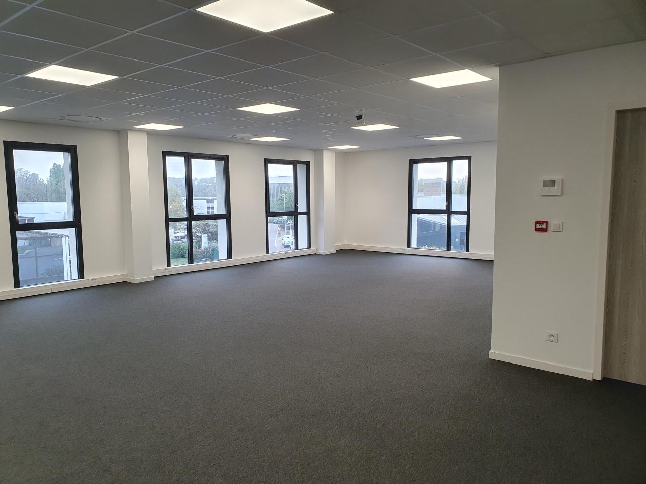 Bureau La-Chapelle-sur-Erdre 387m² Location bureau La-Chapelle-sur-Erdre Loire-Atlantique OLBUR2528700 5